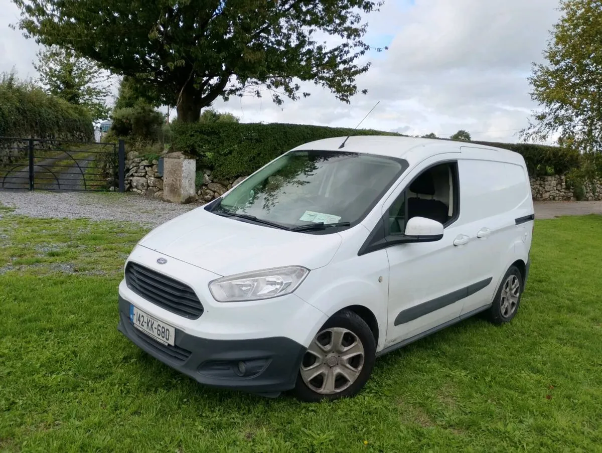 Ford Transit Courier - Image 2