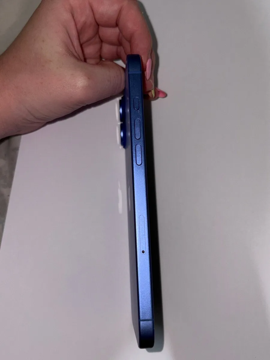 iPhone 16plus - Image 4