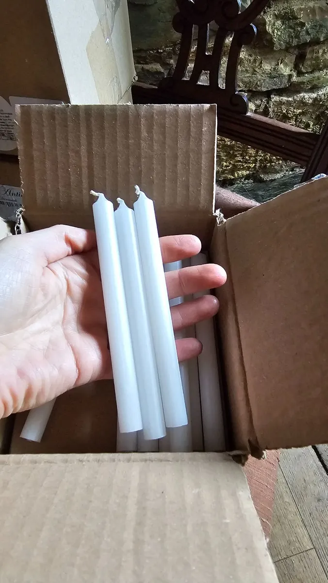 300 x White Candles - Image 2