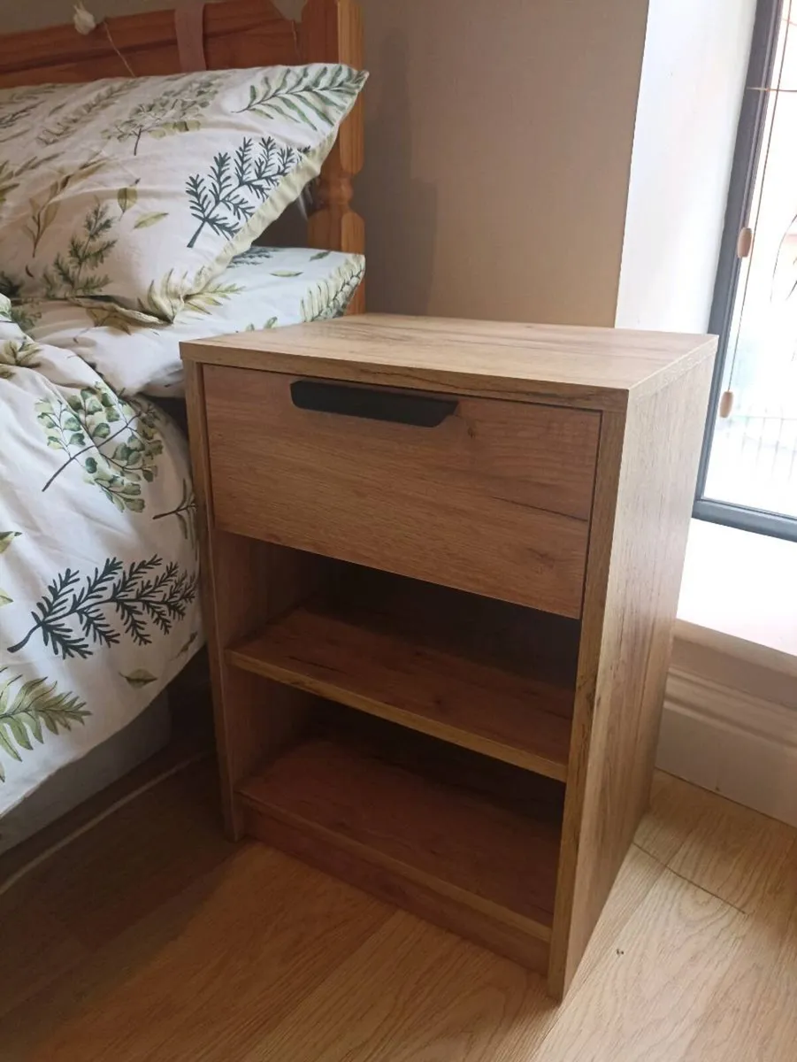 Bedside table - Image 3