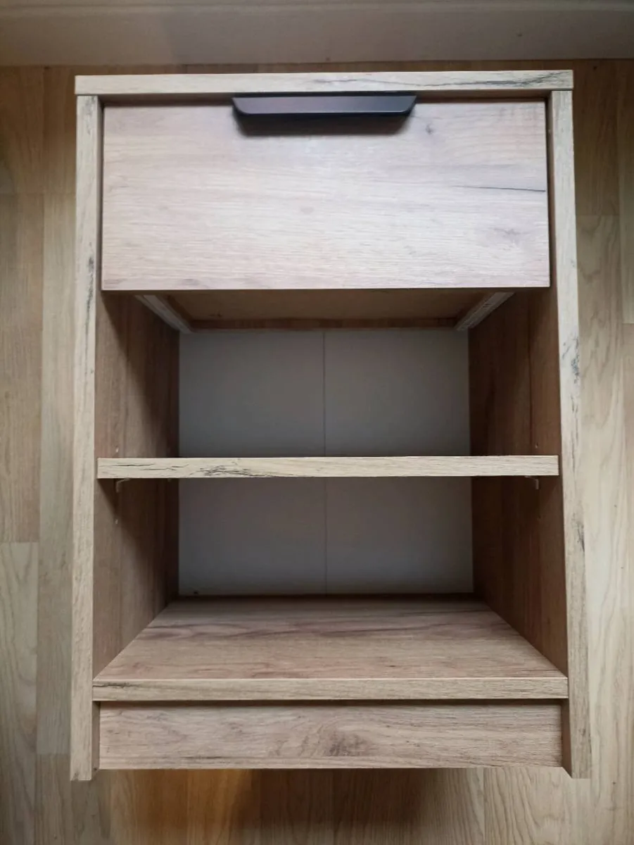 Bedside table - Image 2