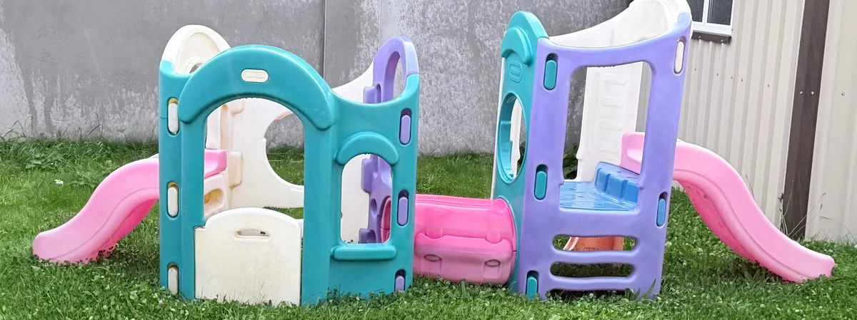 Little tikes outdoor play centre - Image 1