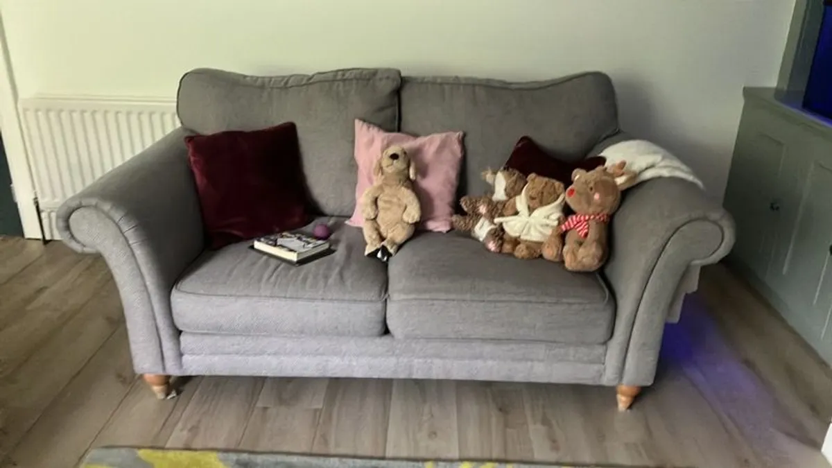 Free couches for collection - Image 2