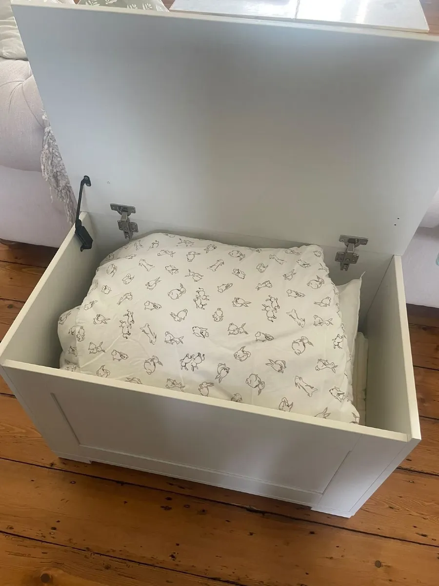 Mamas & Poppas Harrow Storage Chest - Free - Image 3