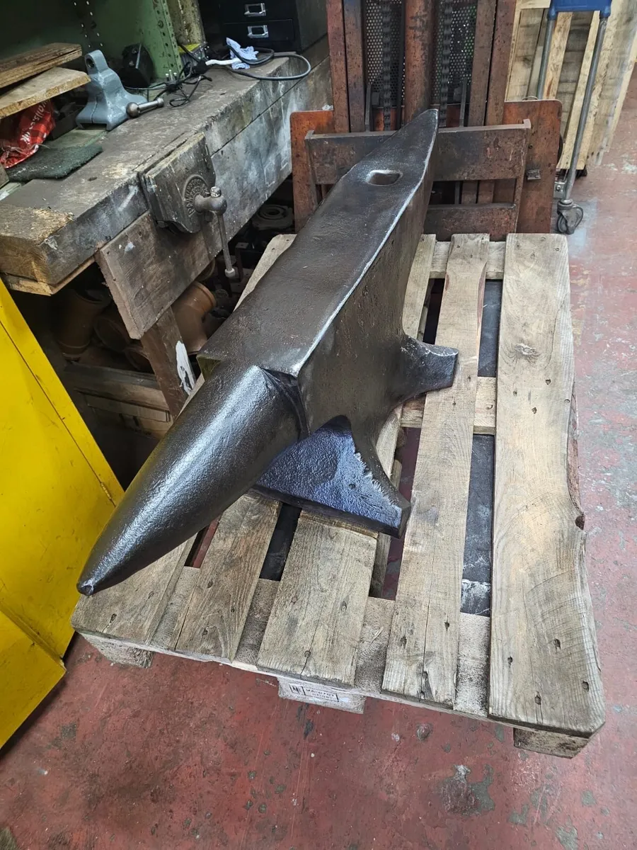 Forged WILLIAM FOSTER TWIN BICK ANVIL - Image 1