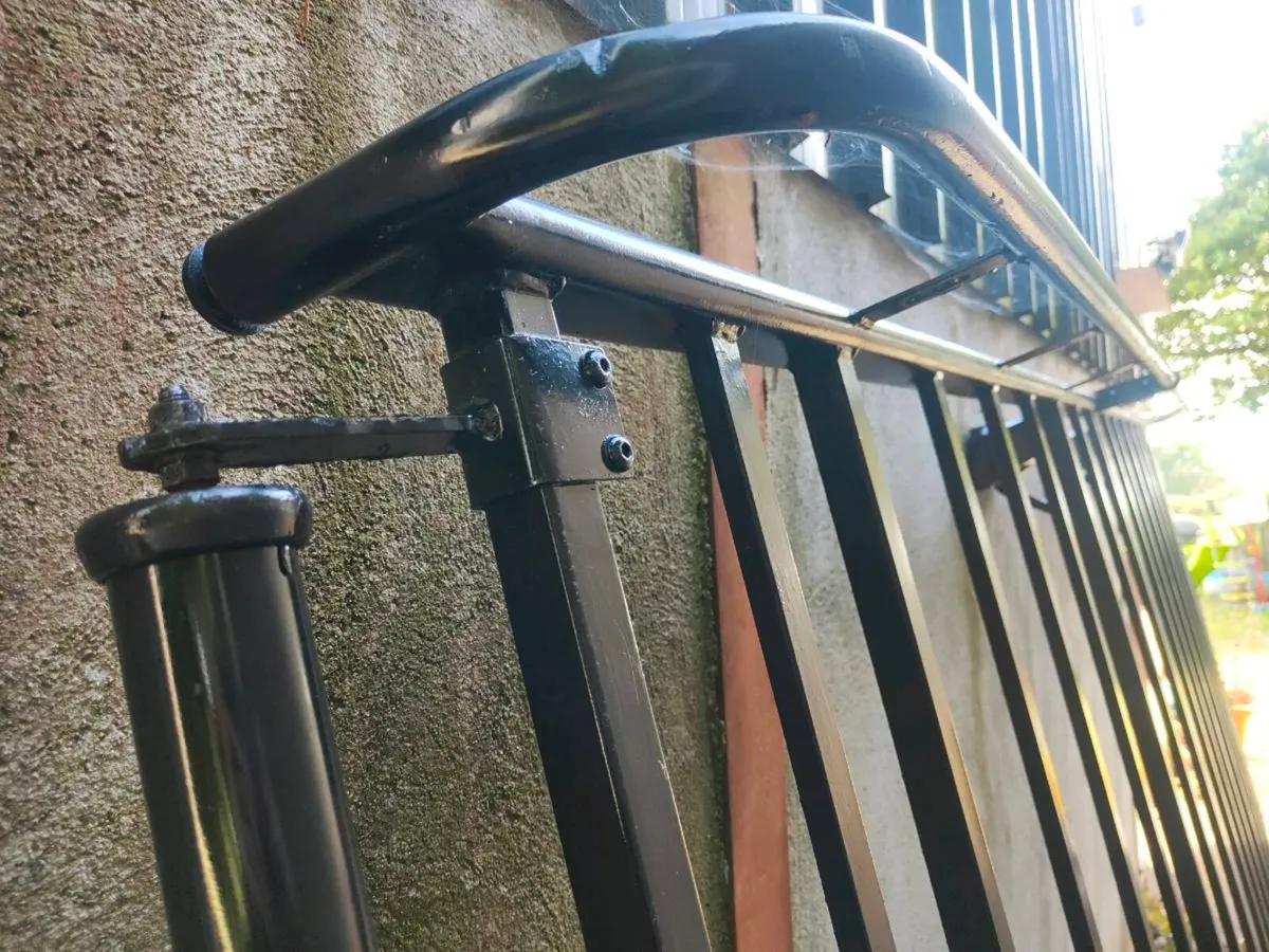 Van roof rack - Image 1