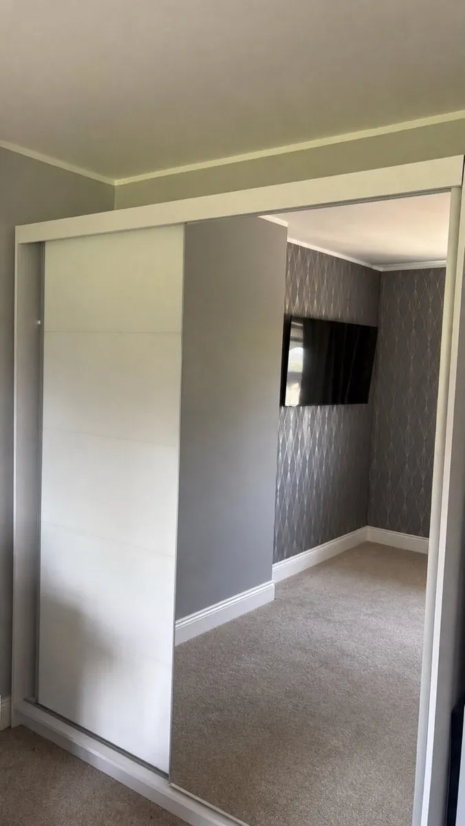 Wardrobe - Image 3