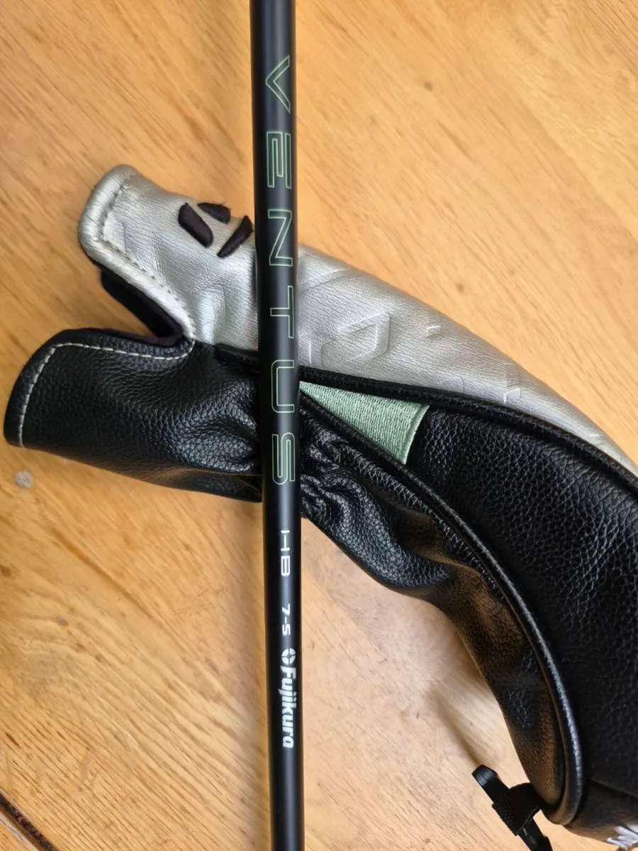 Taylormade QI35 3 hybrid - Image 4