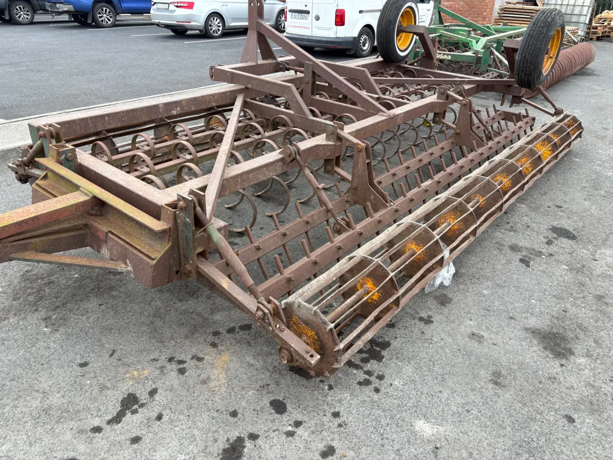 Cousins 4.5m Spring tine trailed harrow - Image 2