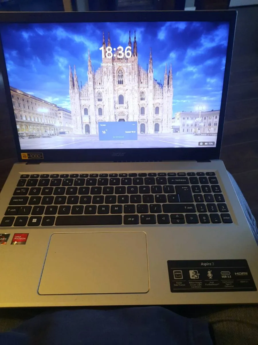 Acer Aspire 3 (3 years old) - Image 1