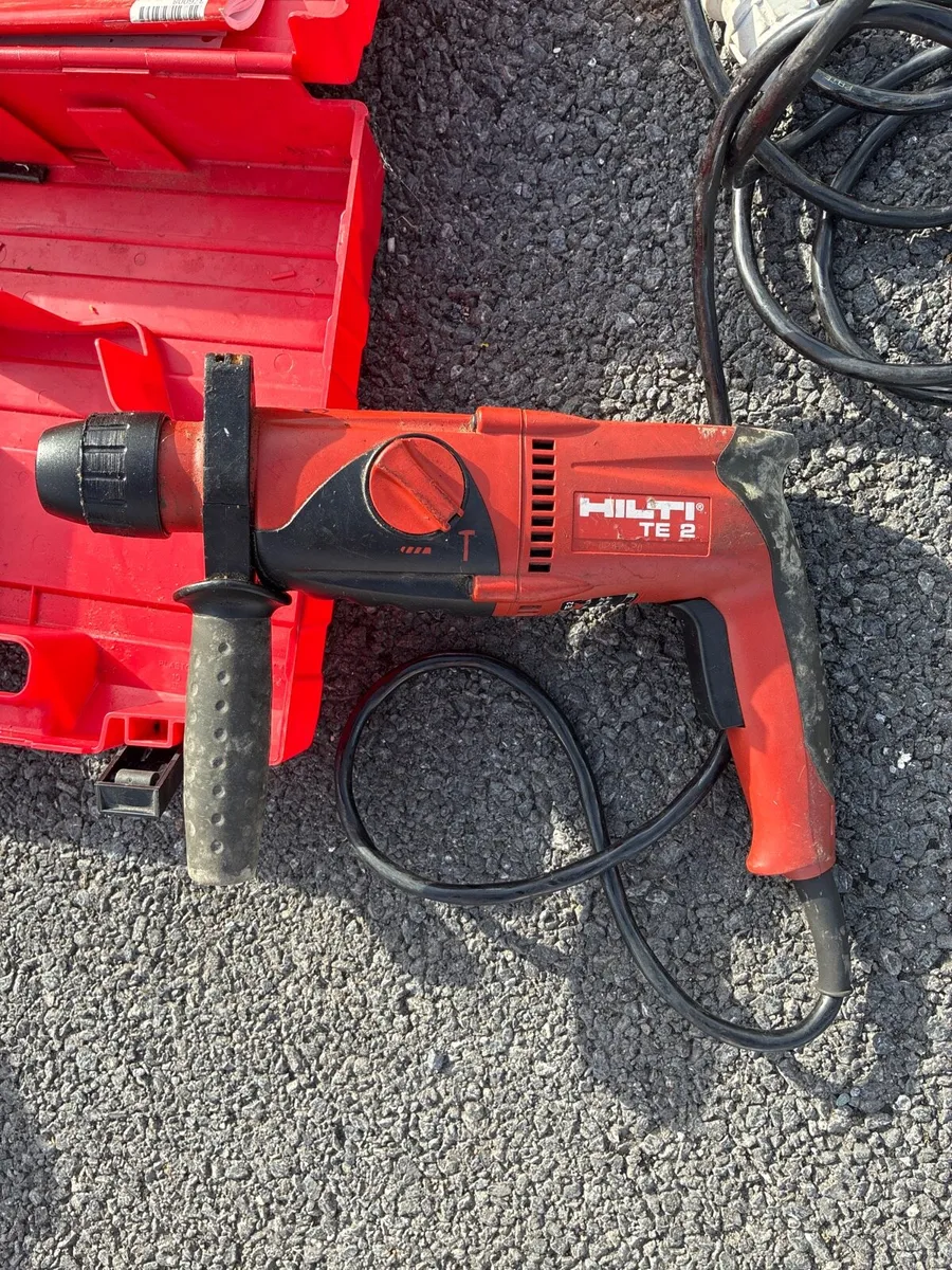 Hilti masonry drill - Image 3