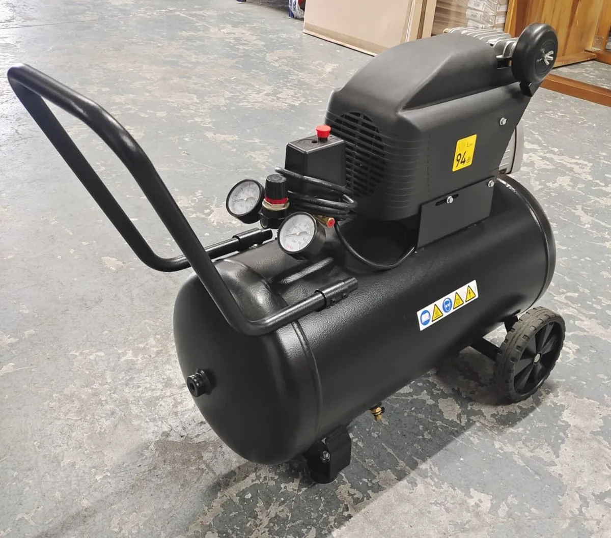 Nuair 50L Air Compressor 2HP – 8 Bar – 230V - Image 3