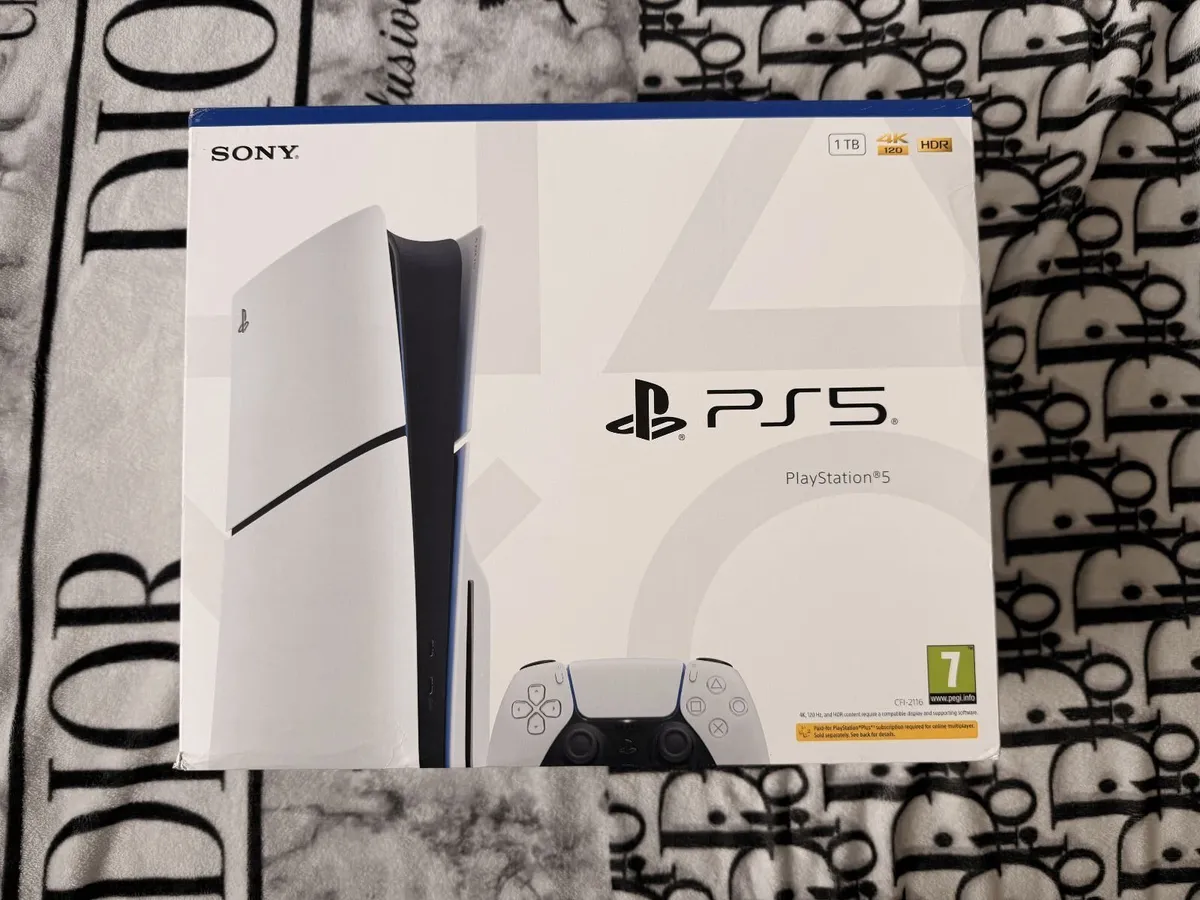 PS5 Disc Edition 1TB – Brand New SEALED – Receipt - Image 1