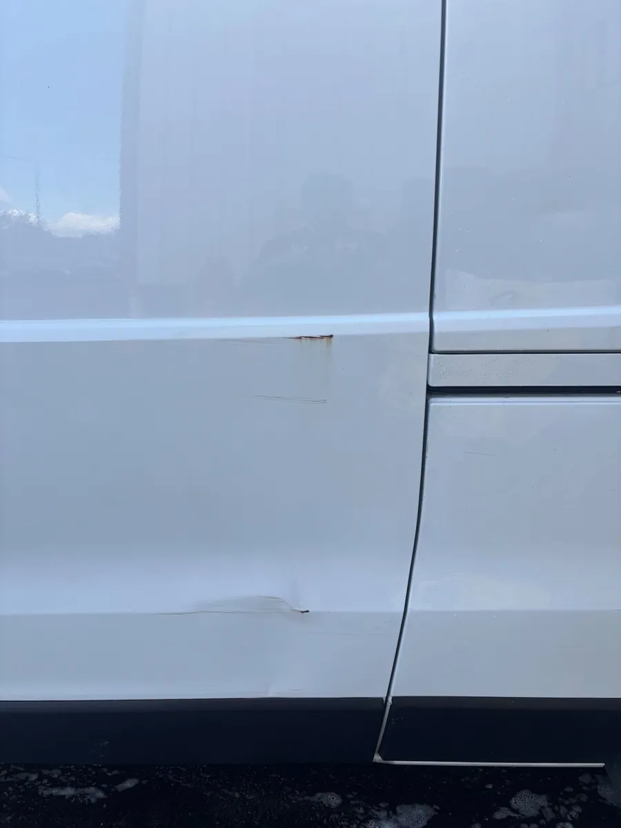 Renault Trafic 2015 - Image 4