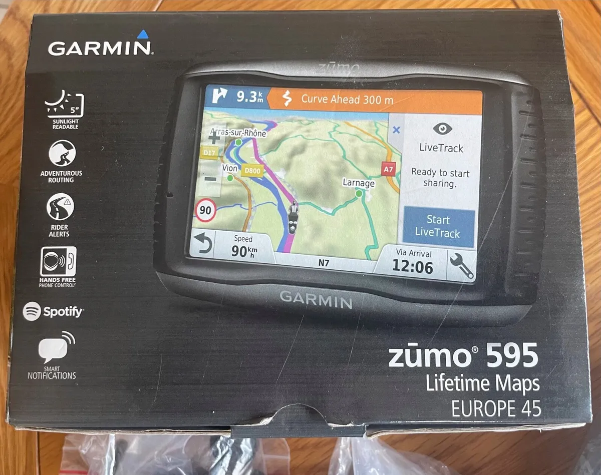 Motorbike Garmin zūmo 595LM Satnav Europe - Image 1
