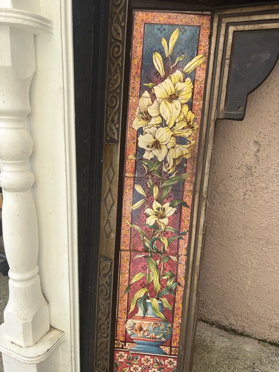 Original cast iron period fire place & mantlepiece - Image 3