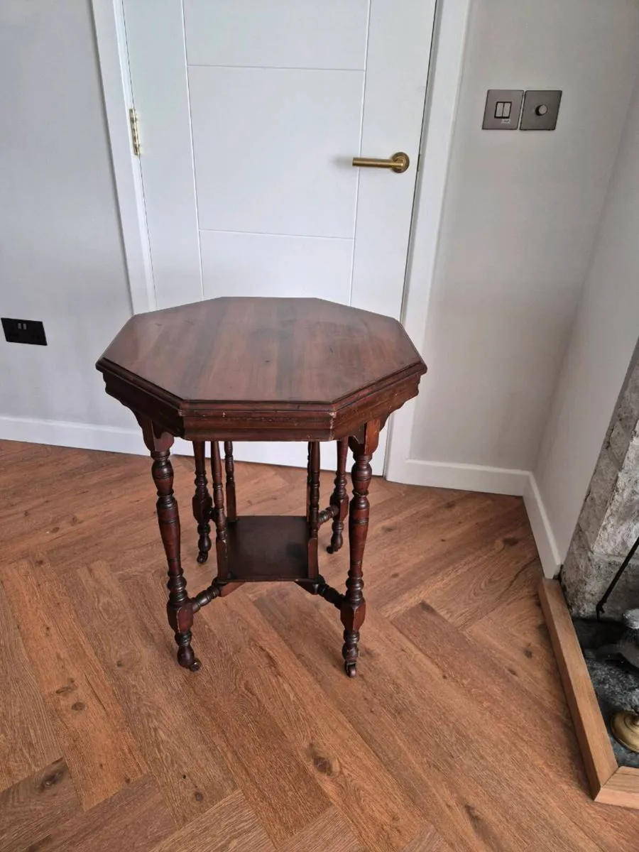 Mahogany lamp table