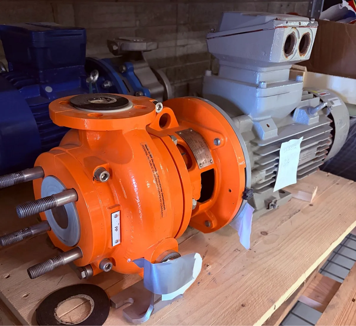 Industrial pump motor - Image 2