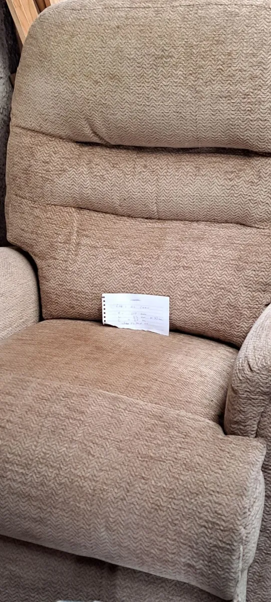 Reclining Chair - Image 1