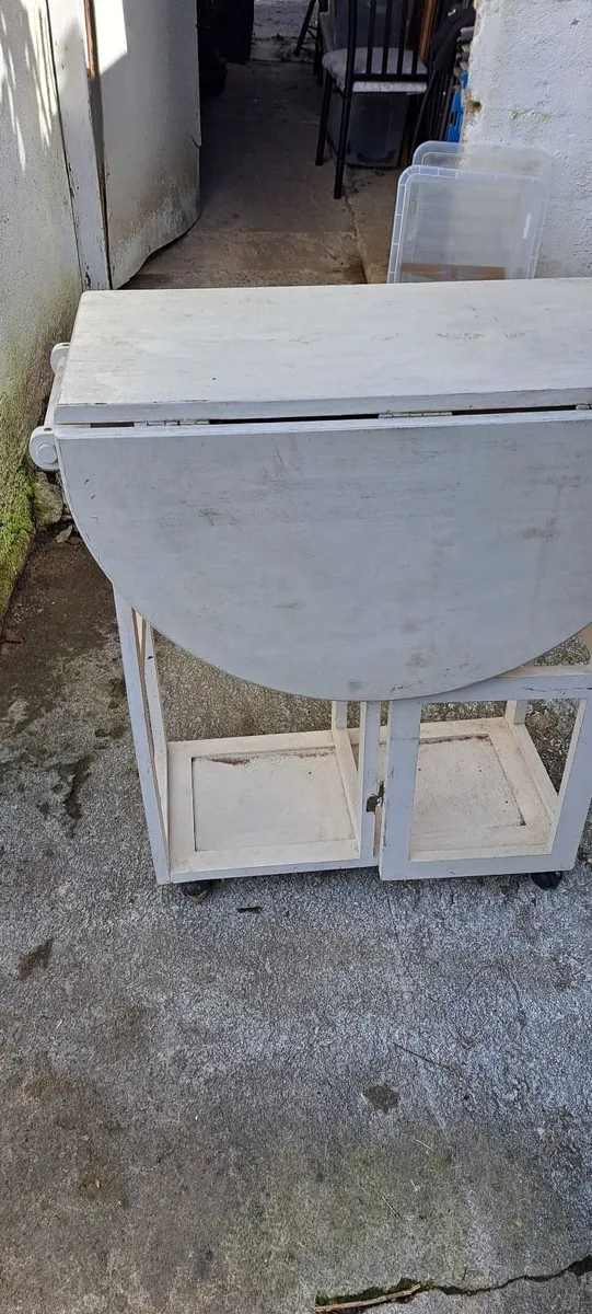Kitchen Island/table - Image 1