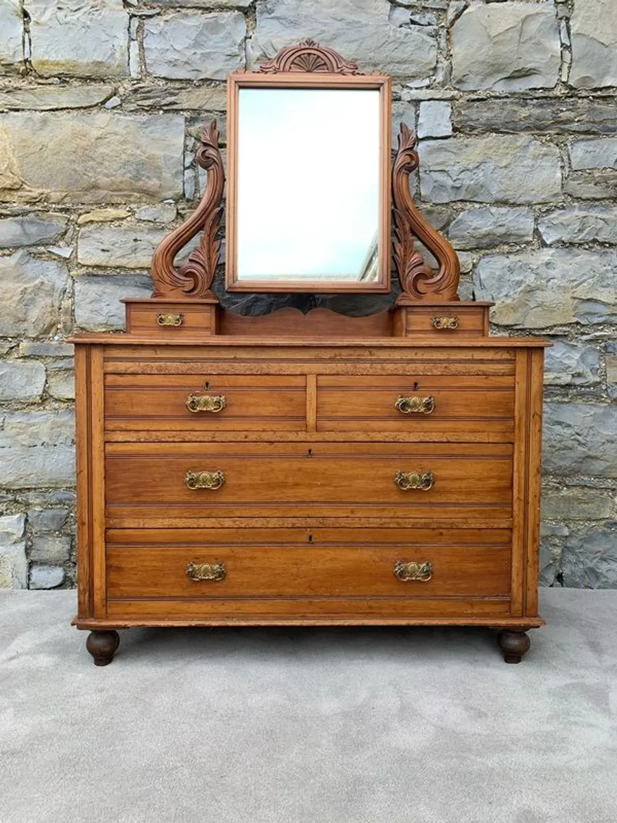 Late Victorian Oak Dressing Chest With Mirror. - Image 1