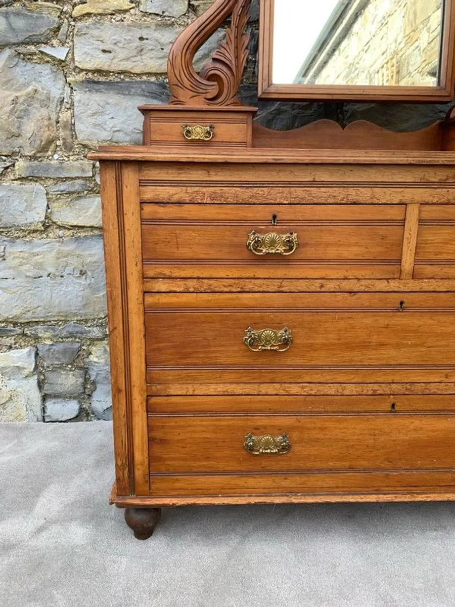 Late Victorian Oak Dressing Chest With Mirror. - Image 2