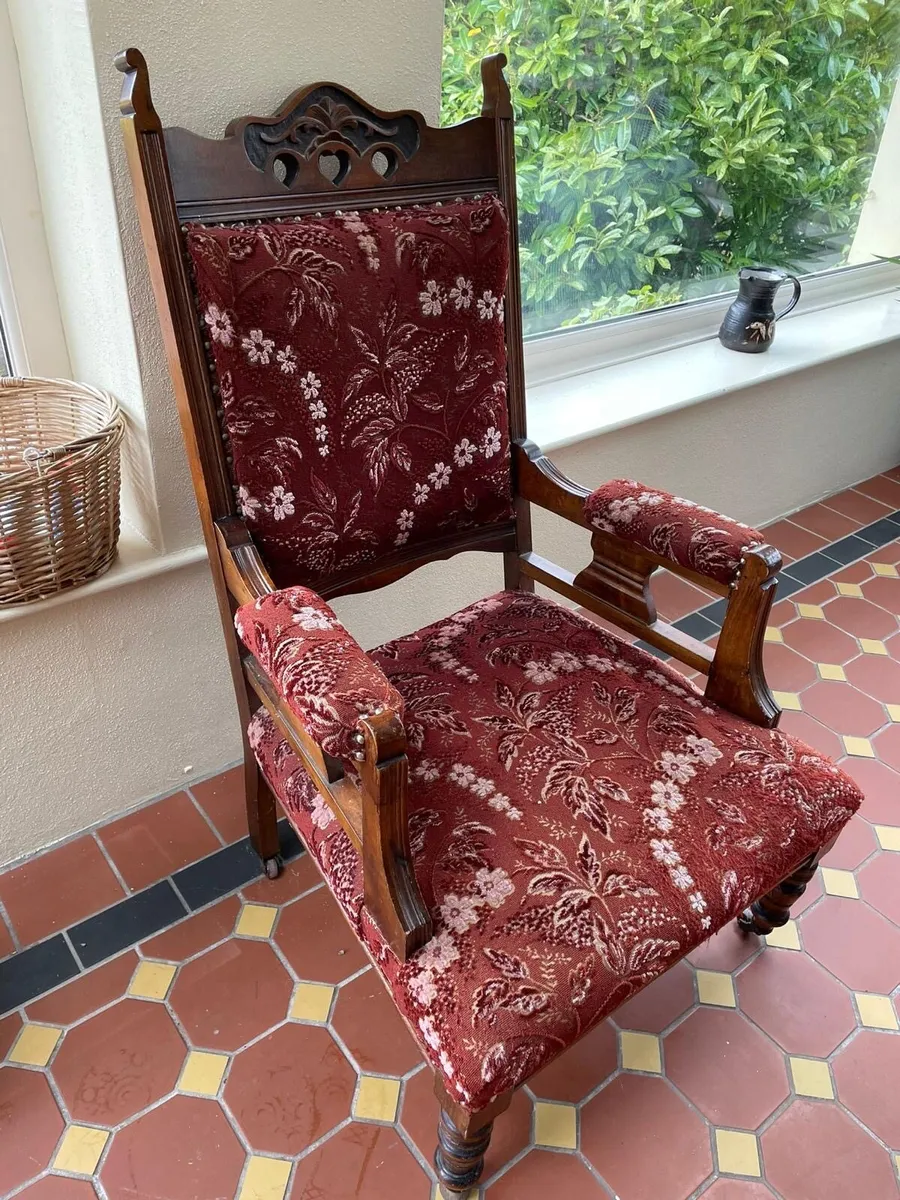 Antique dining room suite , Kenmare - Image 3