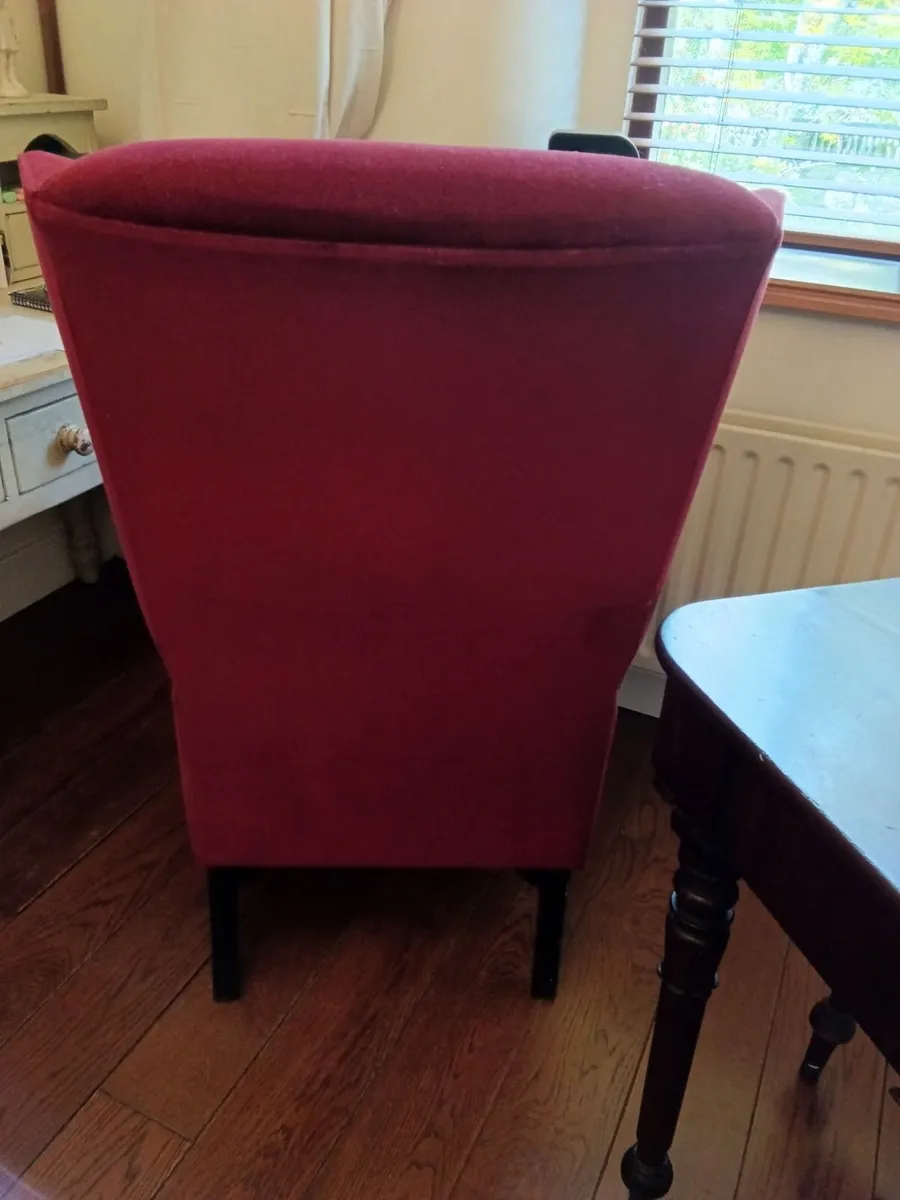 Antique wingback chair - Image 1