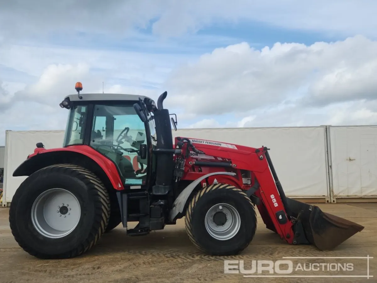 2016 Massey Ferguson 6612 - Image 2