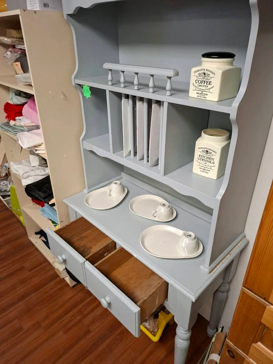 KITCHEN DRESSER - Image 2