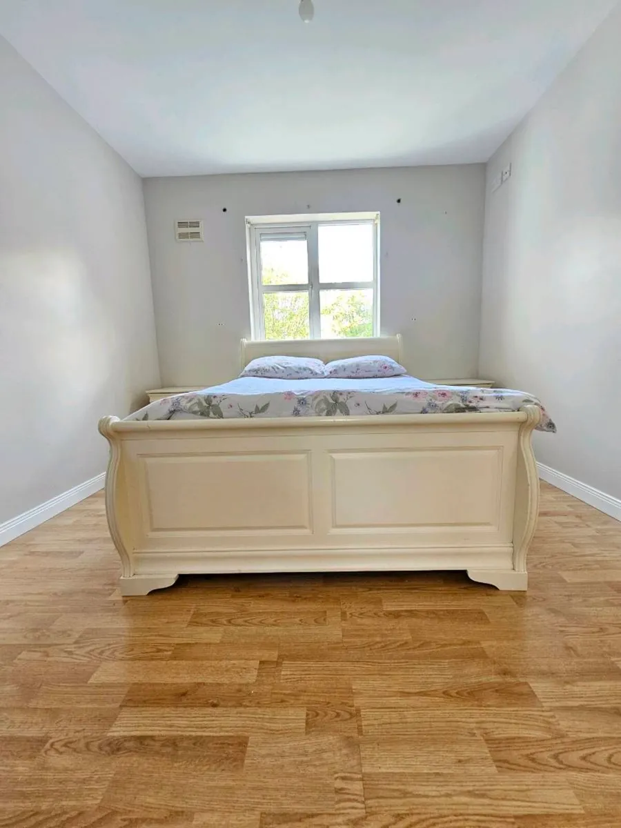 Double pine bed for sale - Image 3