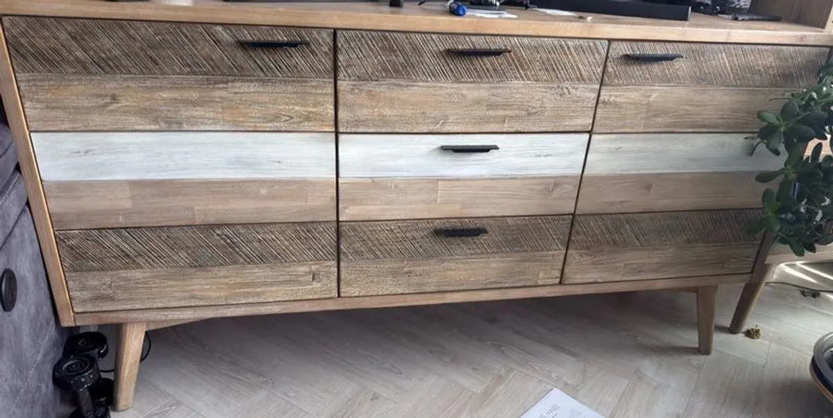 Havana cabinets - Image 1