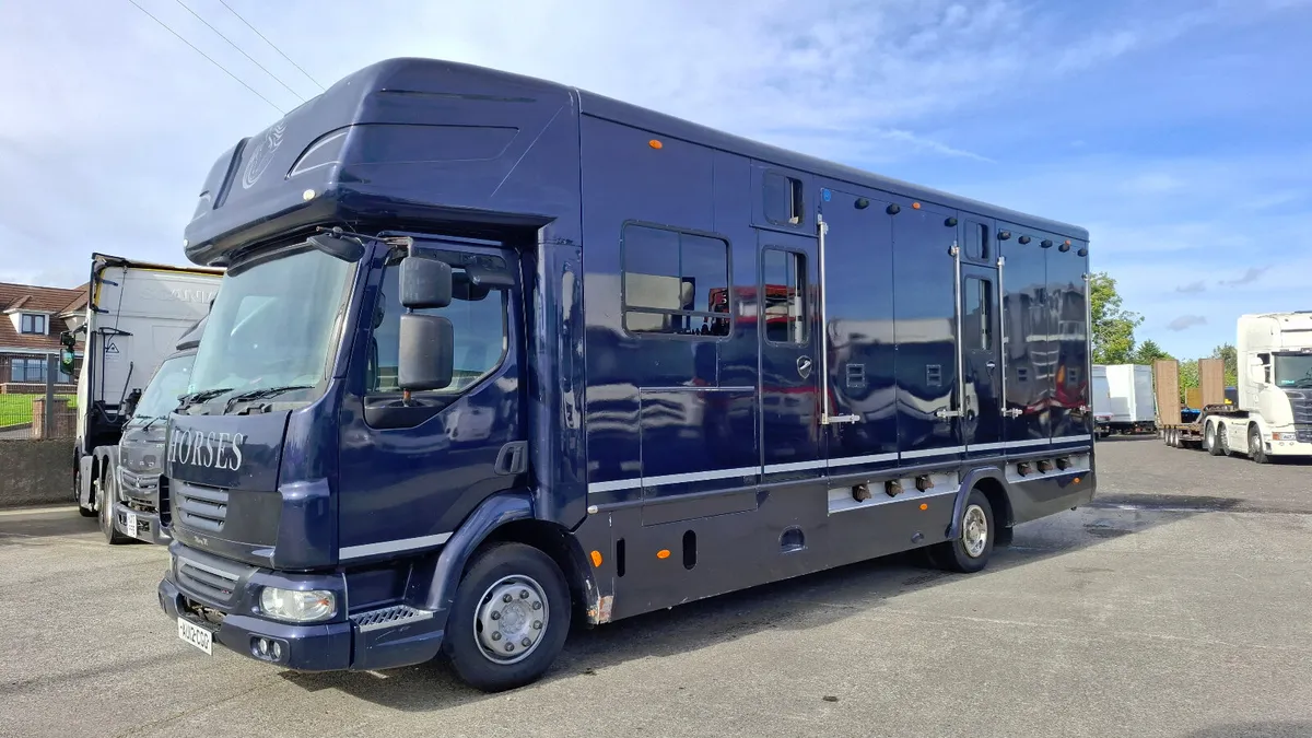 2012 Daf LF 4x2  with factory fit Oakley Super 6 - Image 3