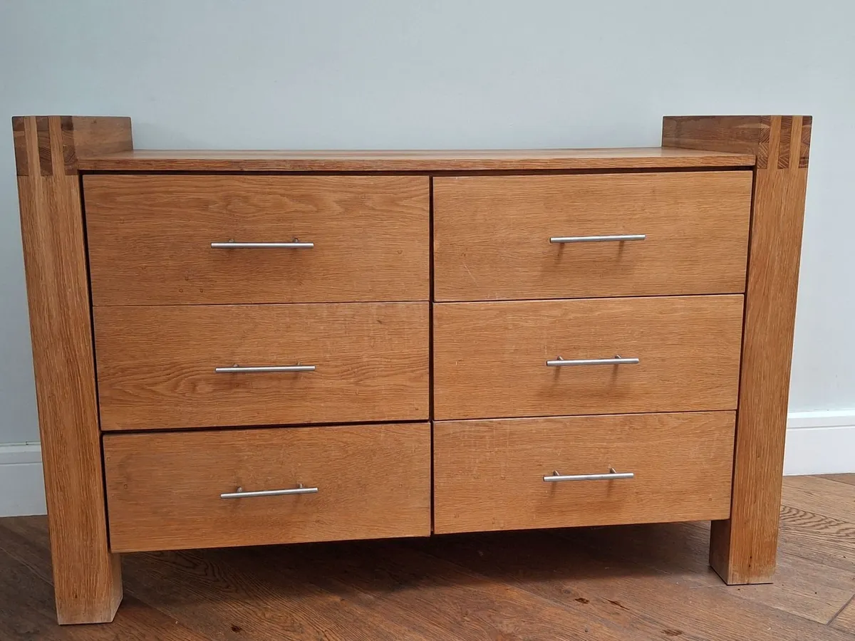 Solid oak wardrobe - very good condition - Image 1