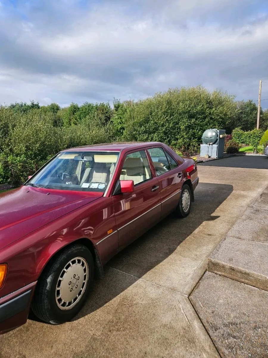 Mercedes  w123   230 - Image 3