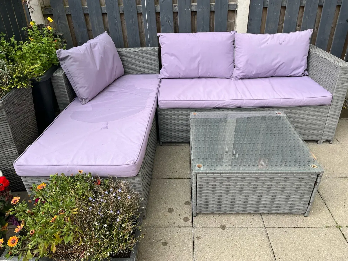 Garden furniture - Image 2