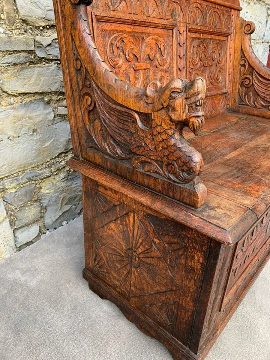 Late Victorian Gothic Revival Carved Oak Hall Settle. - Image 4