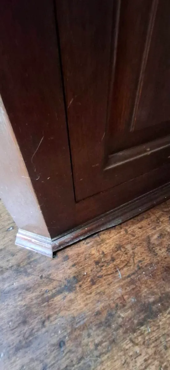 Antique Corner Cabinet - Image 3