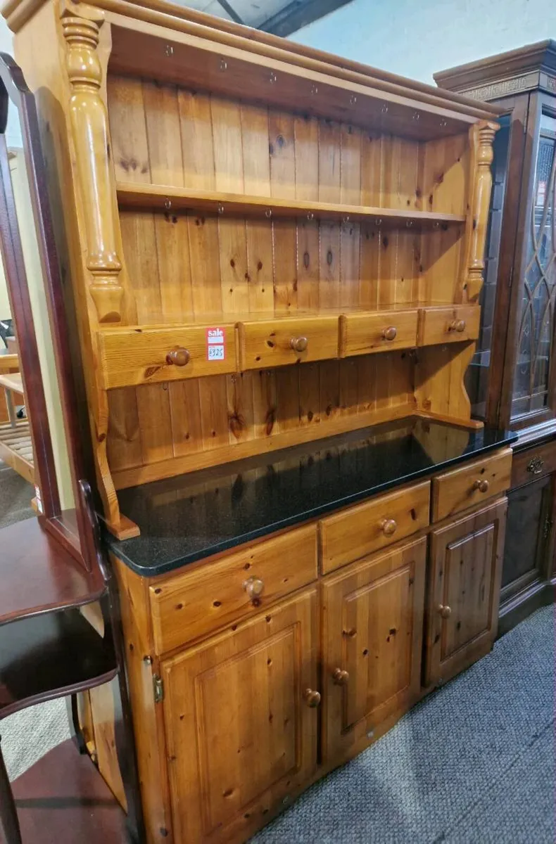 Kitchen dresser