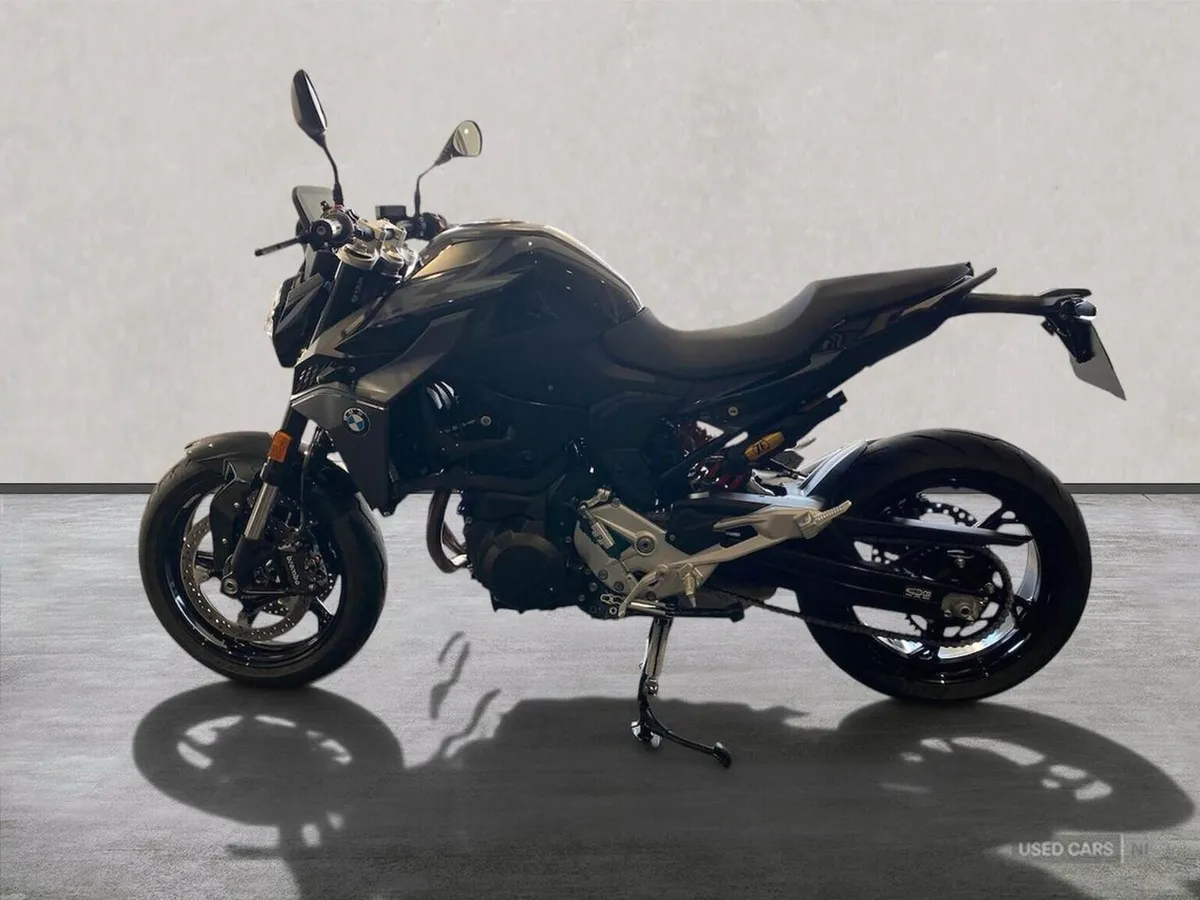 BMW F900 R (25My) - Image 2