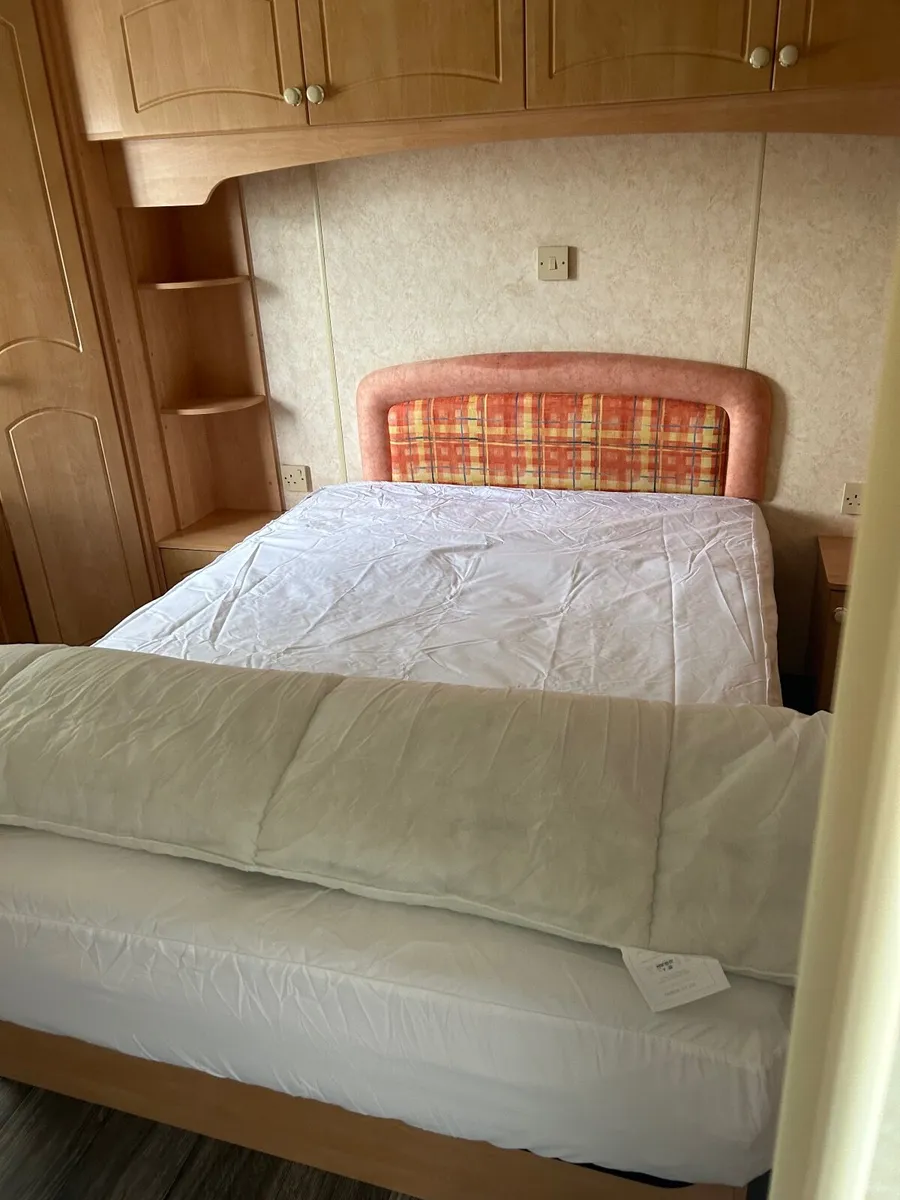 Mobile home 2 bed - Image 3