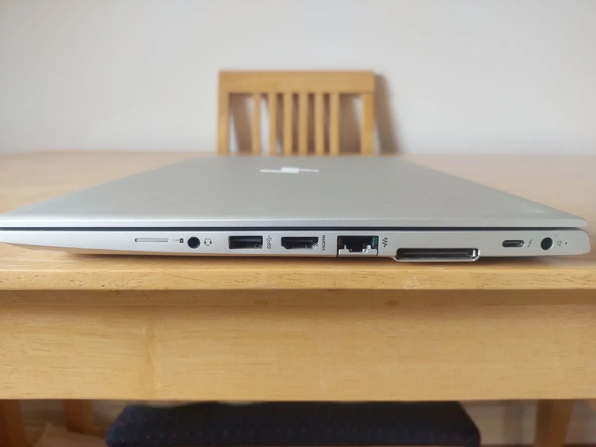 Hp Elitebook 840 G5 | I5-7200u | 8gb Ram | 256gb - Image 2