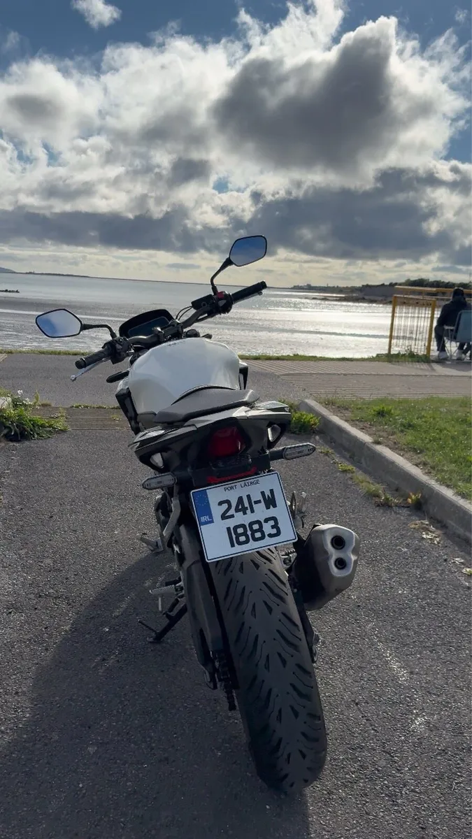Honda CB500 Hornet - Image 1