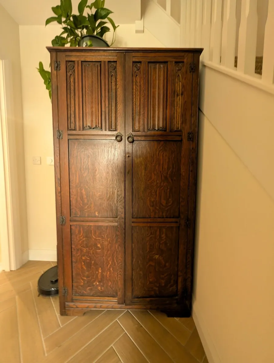 Wardrobe + Vanity Dresser - Image 3