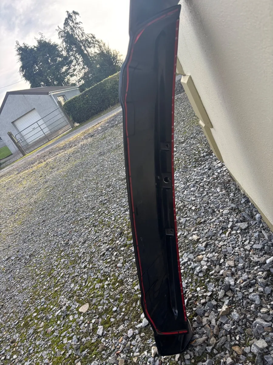 Toyota Yaris door VW Scirocco spoiler  15” Alloys - Image 4