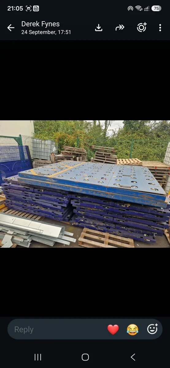 Caster decking..like new great condition - Image 2