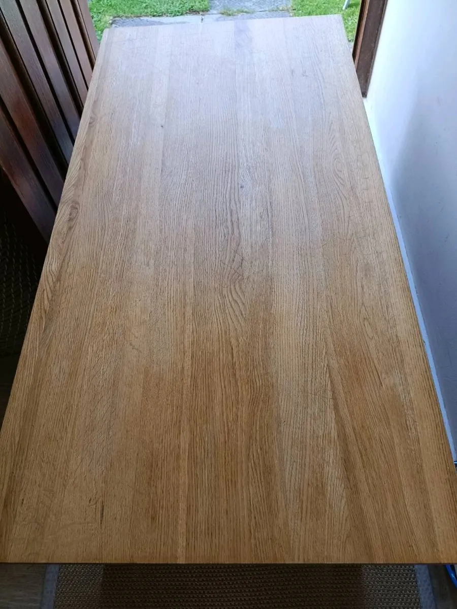 Solid oak coffee table solid construction. - Image 2