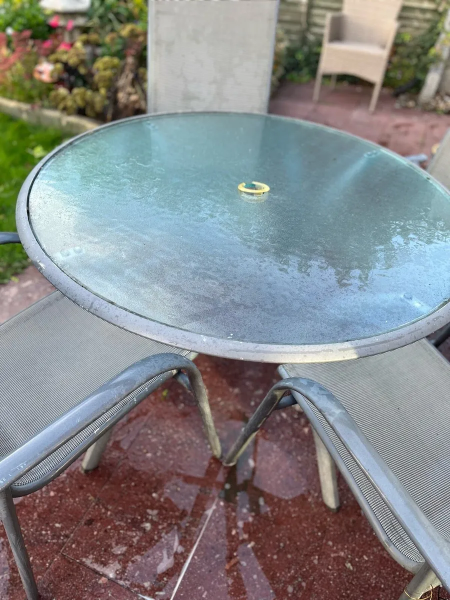 Patio table and 4 chairs - Image 2