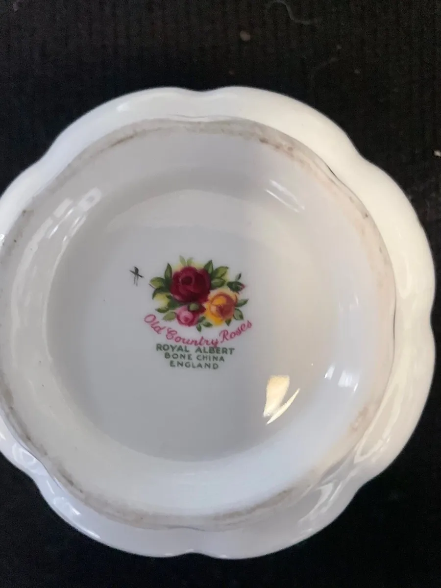 Original Old country rose teapot & jug & bowl - Image 3