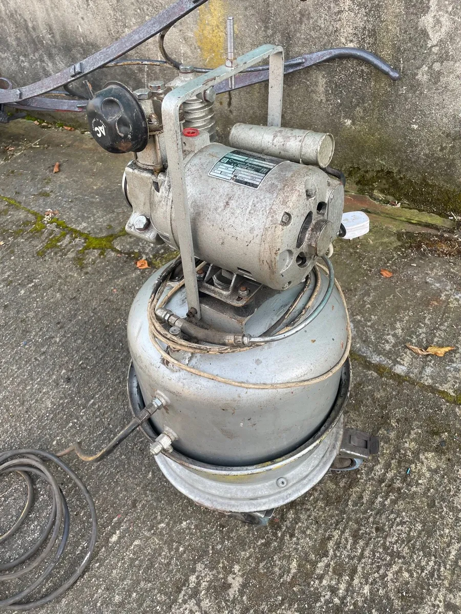 Air Compressor - Image 3